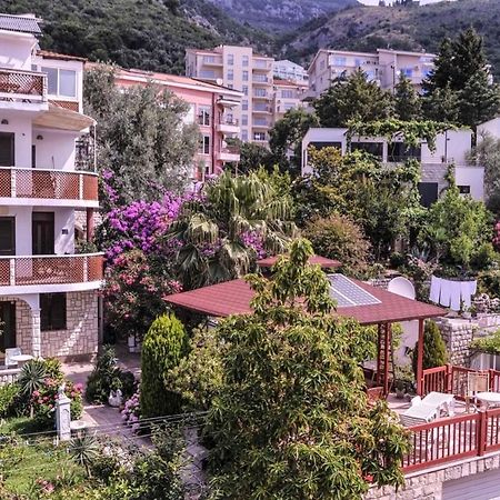Vila Mila Petrovac Buitenkant foto