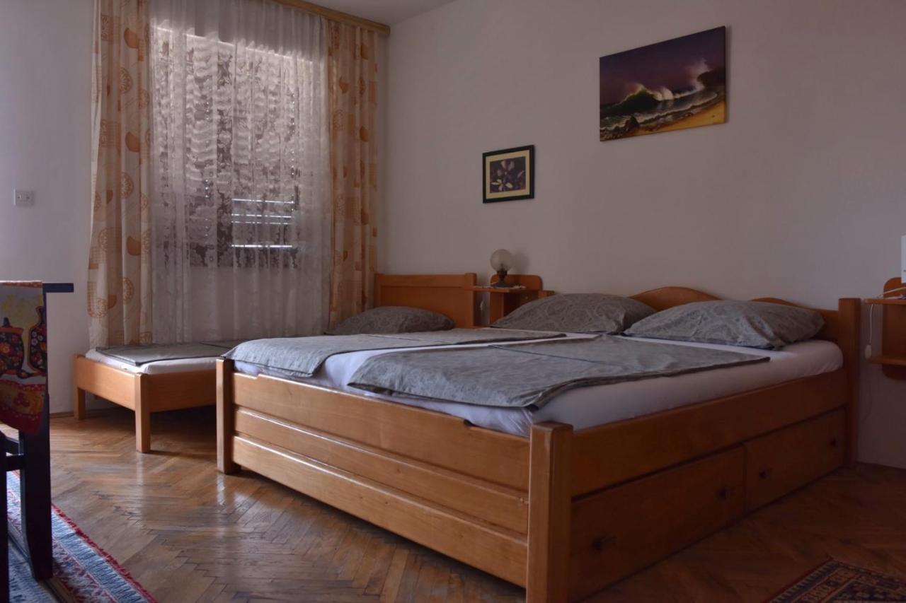 Vila Mila Petrovac Buitenkant foto