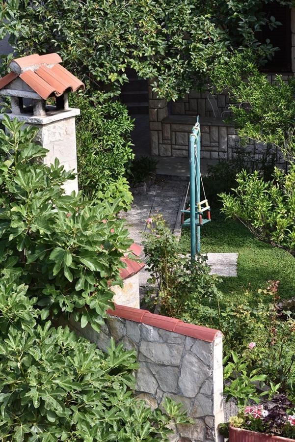 Vila Mila Petrovac Buitenkant foto